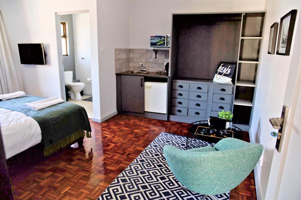 Camborne Holiday Apartments Cidade Do Cabo Exterior foto