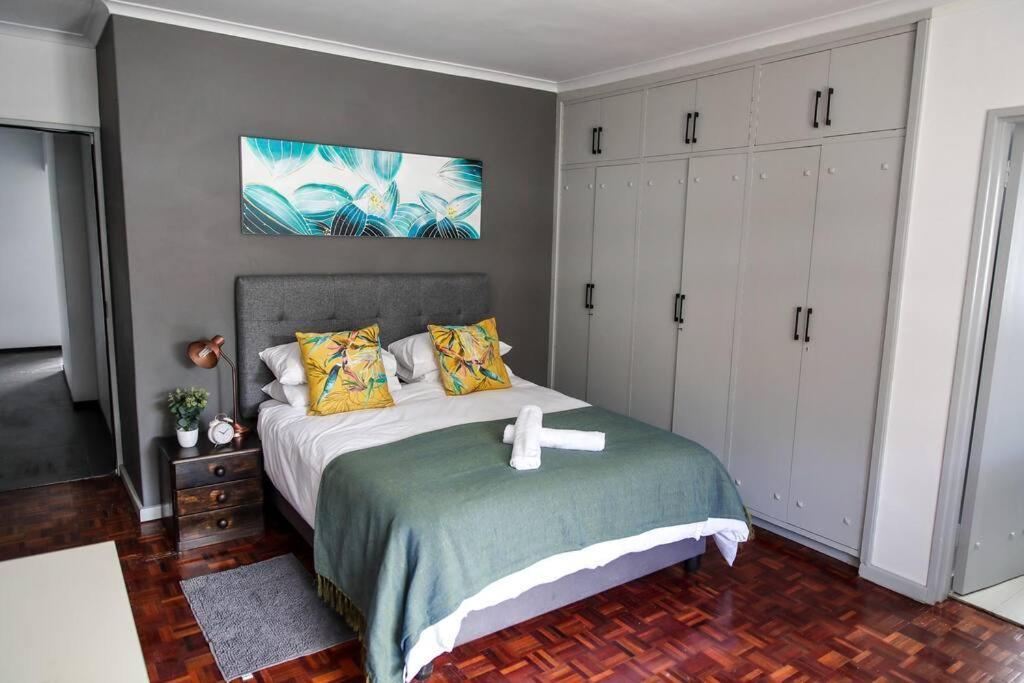 Camborne Holiday Apartments Cidade Do Cabo Exterior foto